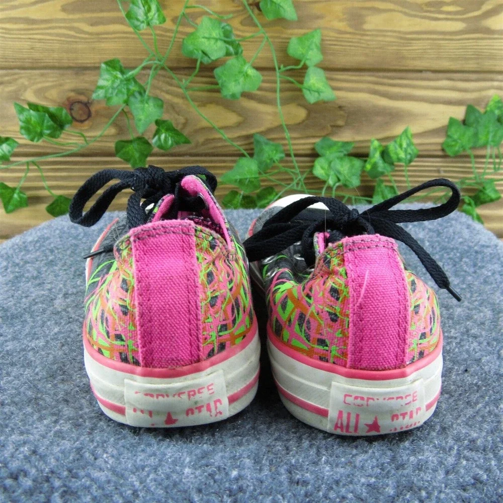 Converse Youth Girls Sneaker Shoes Black Fabric Lace Up Size 2 Medium‎